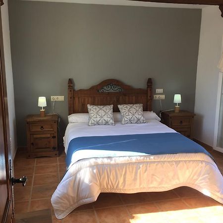 Hostal Rural La Casa Verde Cheles Exteriér fotografie